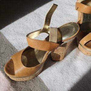 Biege Guess Heels with cork heel